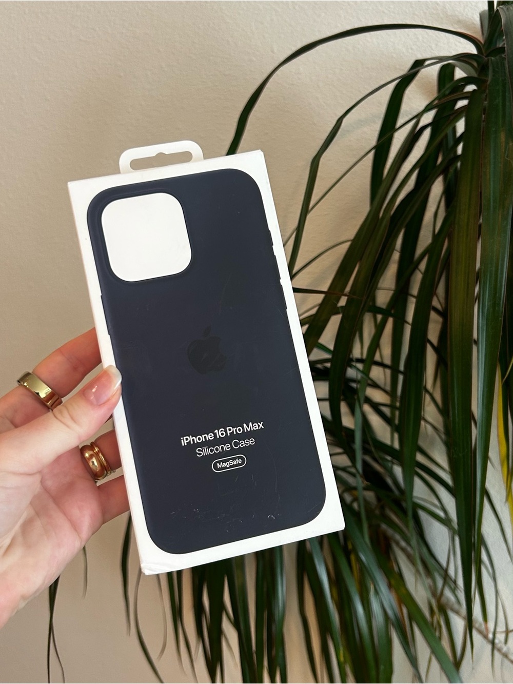 Apple iPhone 16 Pro Max Silicone Case - Black